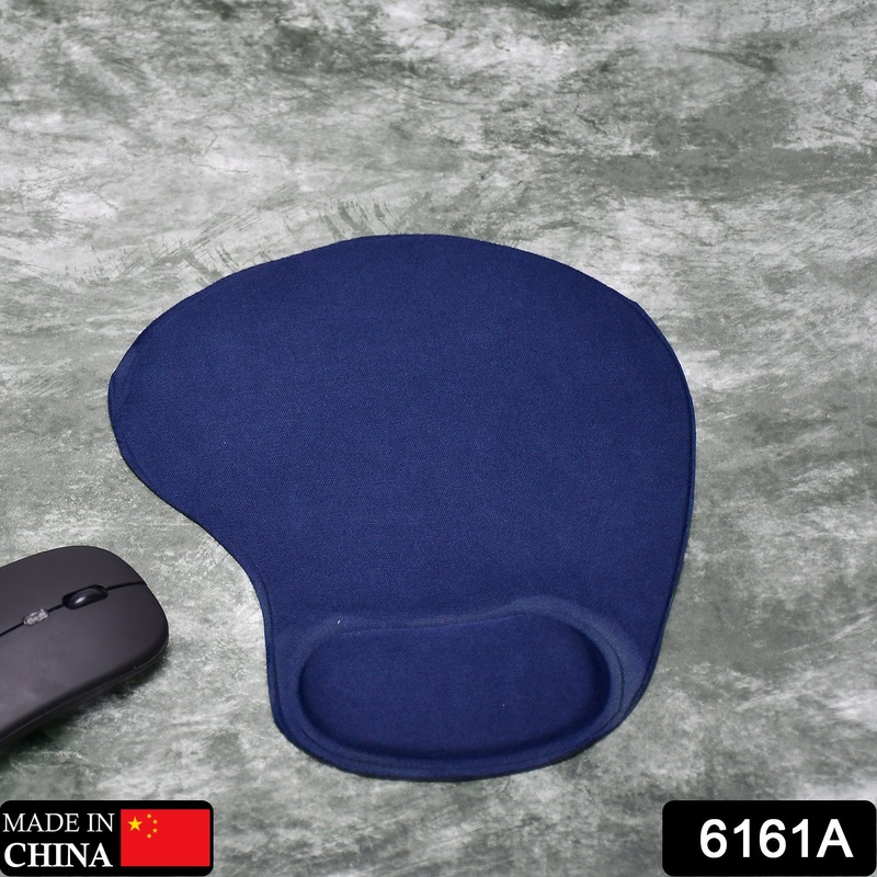 6161A WRIST S MOUSE PAD USED FOR MOUSE WHILE USING COMPUTER.