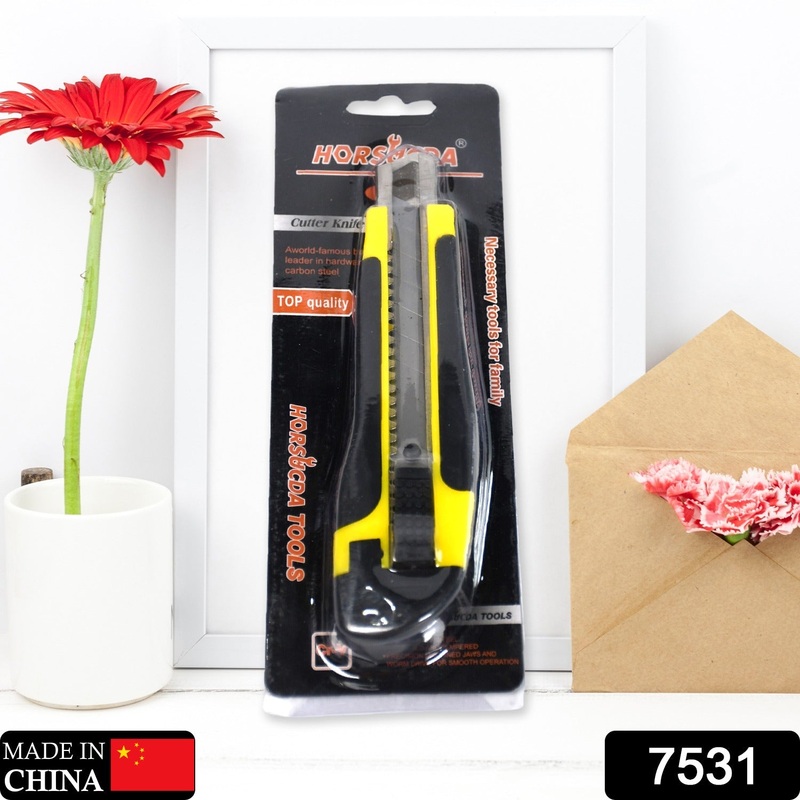 7531 Heavy Duty Stainless Steel Blade Cutter Knife for Cutting Papers, Wallpapers, Cardboard, Vinyl, Tapes etc