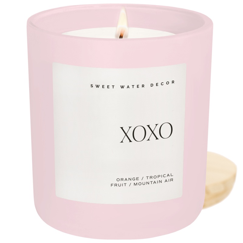 XOXO SOY CANDLE