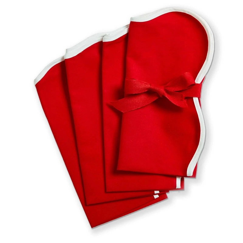 RED SCALLOPED CLOTH NAPKIN SET