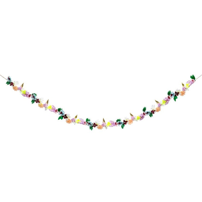 BLOSSOM GARLAND