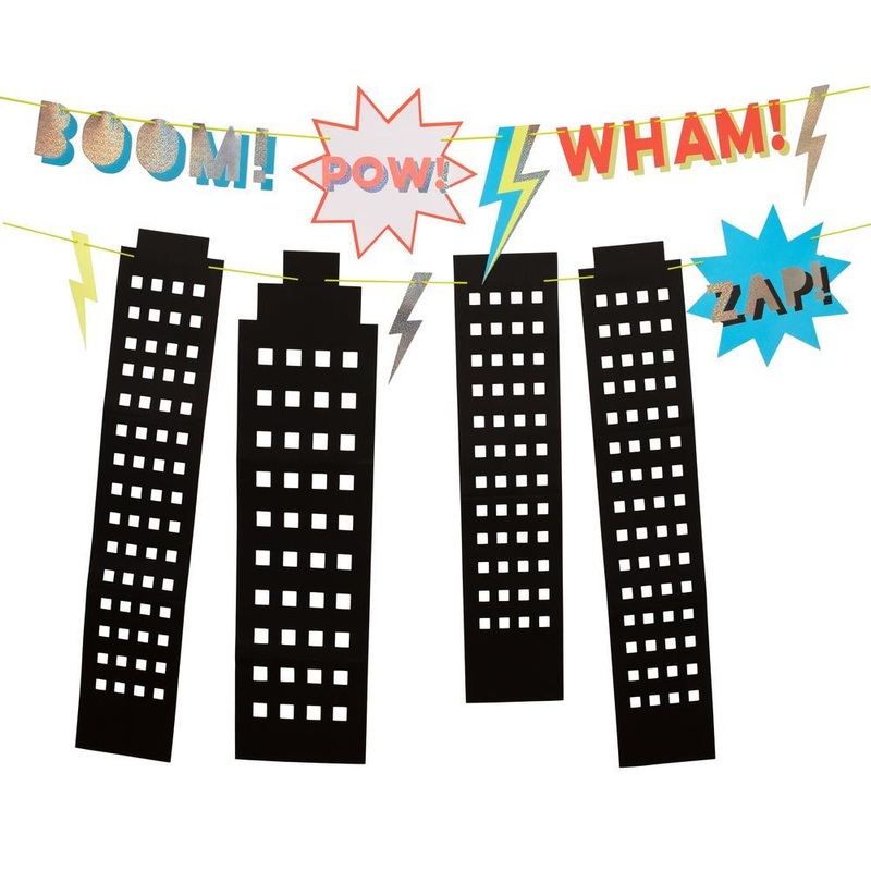 SUPERHEROES GARLAND PARTY DECORATION