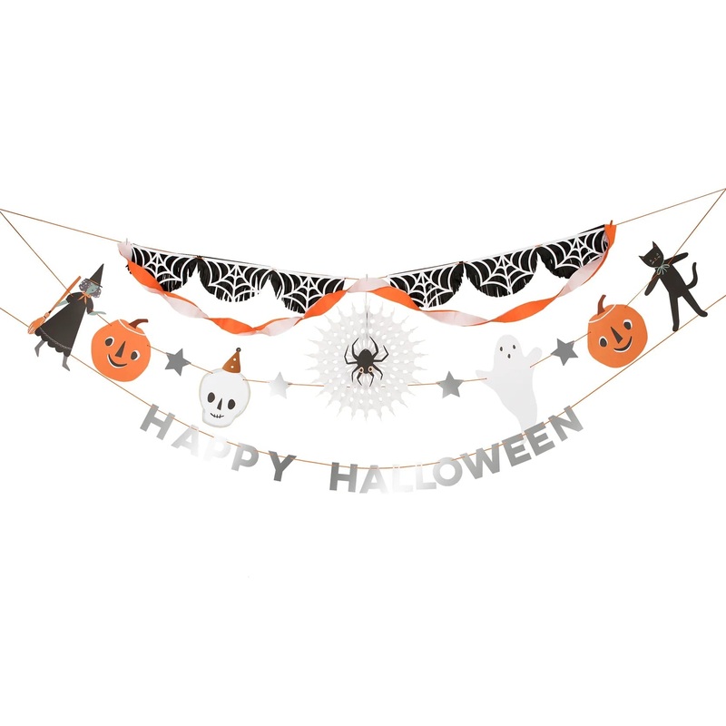 VINTAGE HALLOWEEN CHARACTER GARLAND