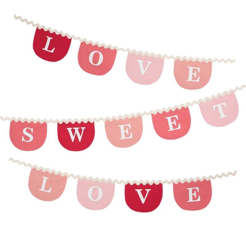 SWEET LOVE FABRIC GARLAND