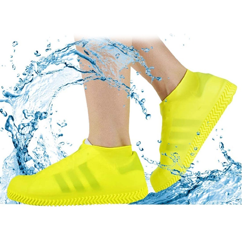 4867A NON-SLIP SILICONE RAIN REUSABLE ANTI SKID WATERPROOF FORDABLE BOOT SHOE COVER (MEDIUM/ Mix Color)