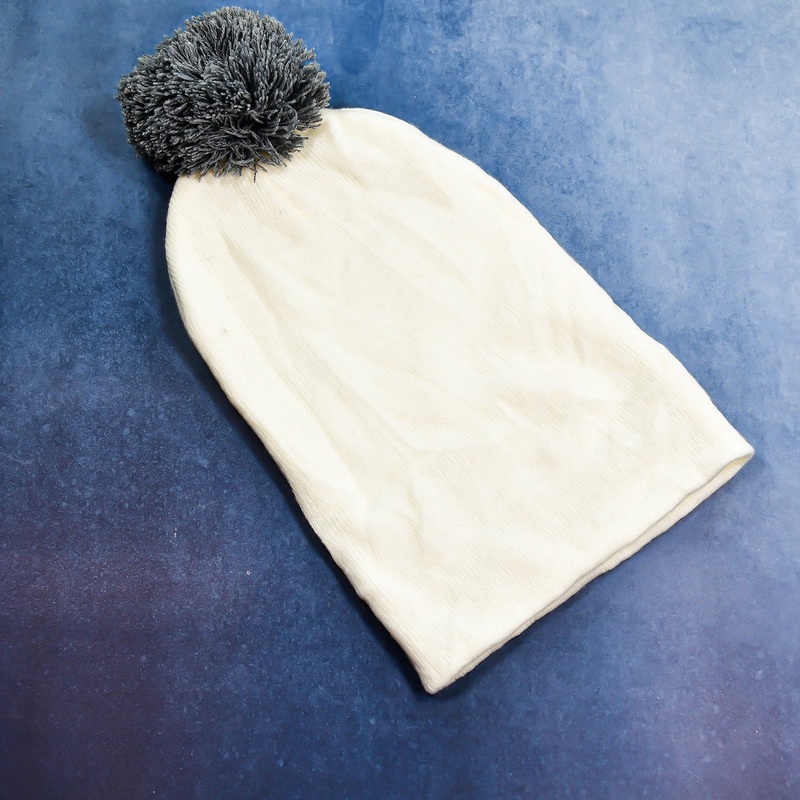 Men’s and Women’s Skull Slouchy Winter Woolen Knitted Black Inside Fur Beanie Cap.