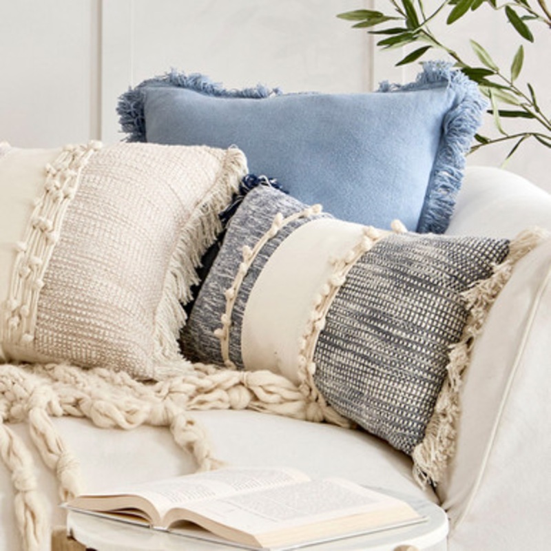 Monet Oblong Cushion [HABLMONET18_OBL]