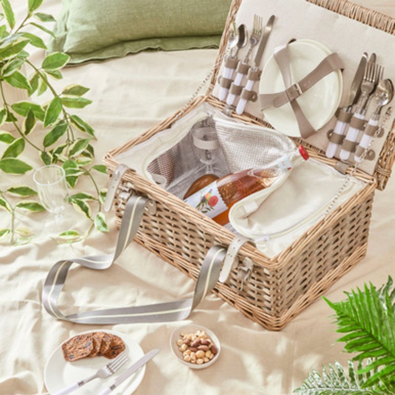Finley Insulated Picnic Basket Set [SUNLFINBAS24]