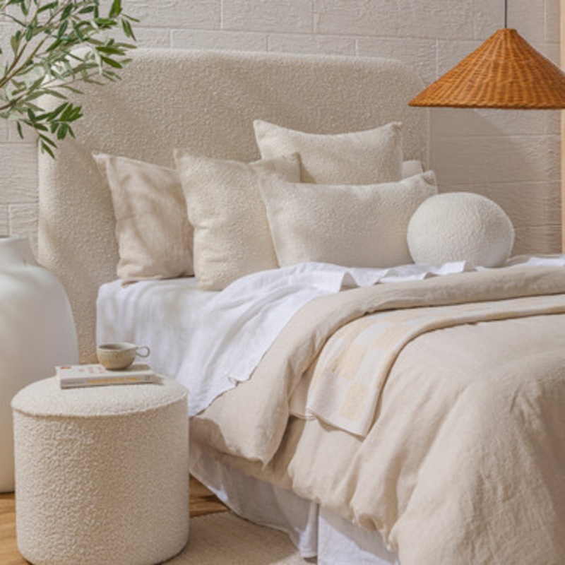 Ava Boucle Natural Bedhead [MUSLAVABE23]