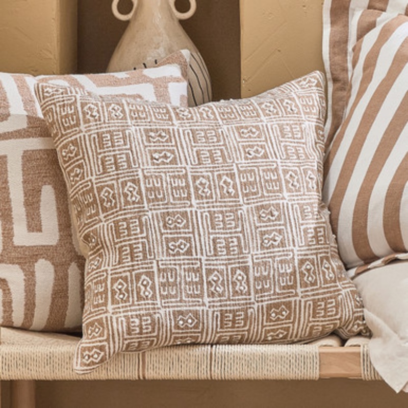 Java Embroidered Cushion [HABLJAVA25]