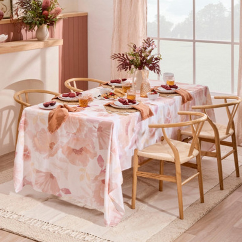Mandie Table Cloth [HABLMANTCW25]