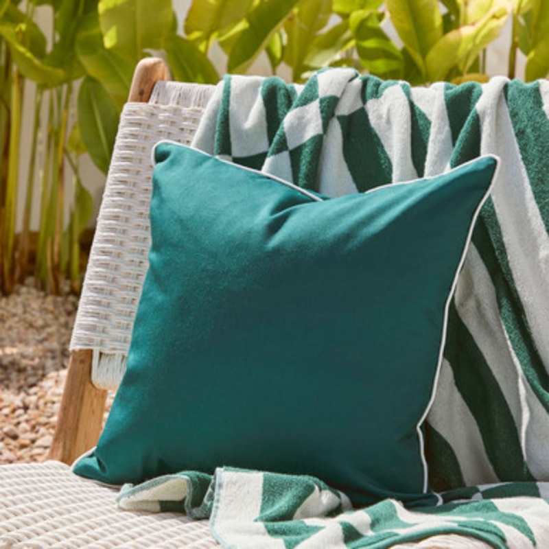 Nura Green Outdoor Cushion [ZESLNURAC20A_DISE]