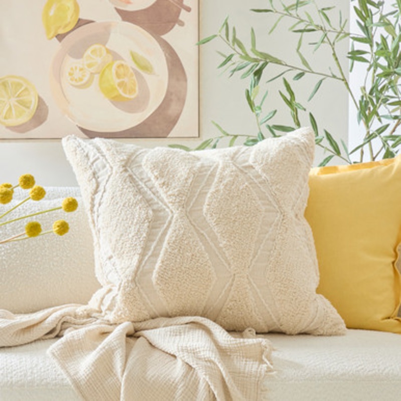Rhianna Diamond Geo Large Square Cushion [HABLRHIAC24_SQ60]
