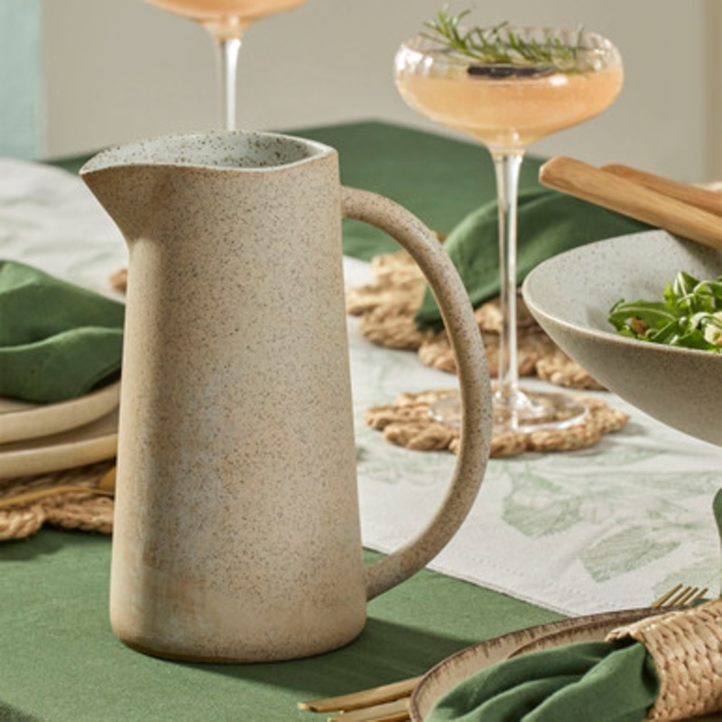 Garden To Table Water Jug [ROBLGTTWJS24]