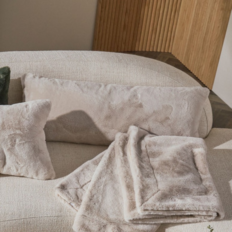 Nevada Faux Fur Large Oblong Cushion [MUSLNEVAD21_OBL2]