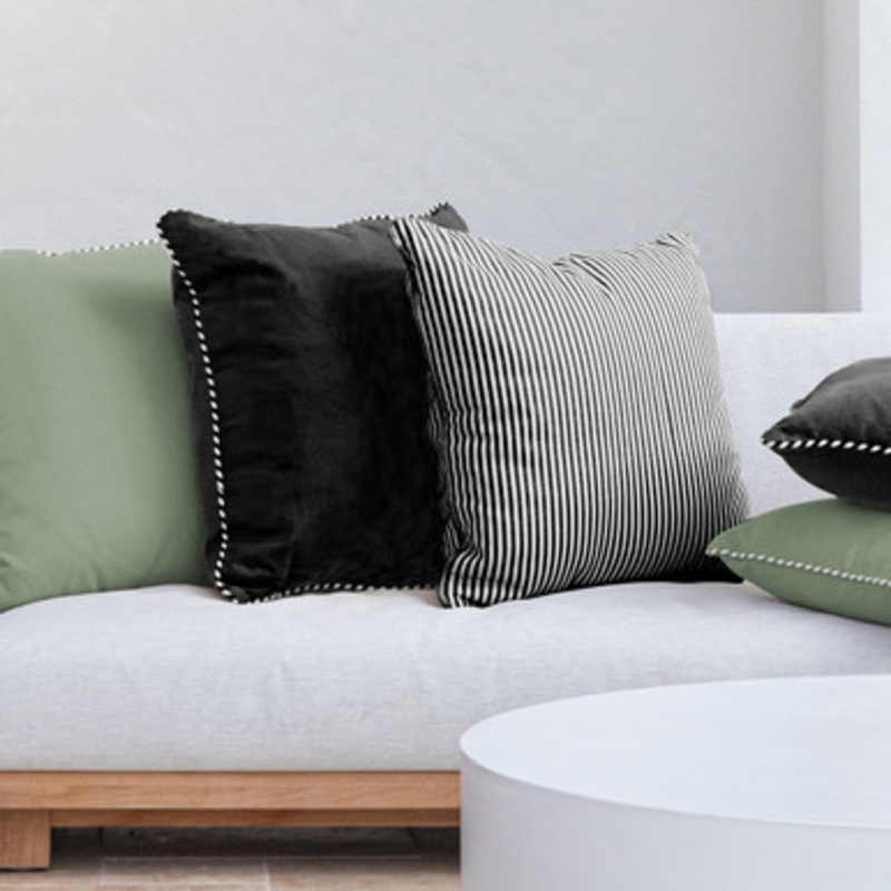 Zona Outdoor Large Stripe Square Cushion [HABLZONAS18B]
