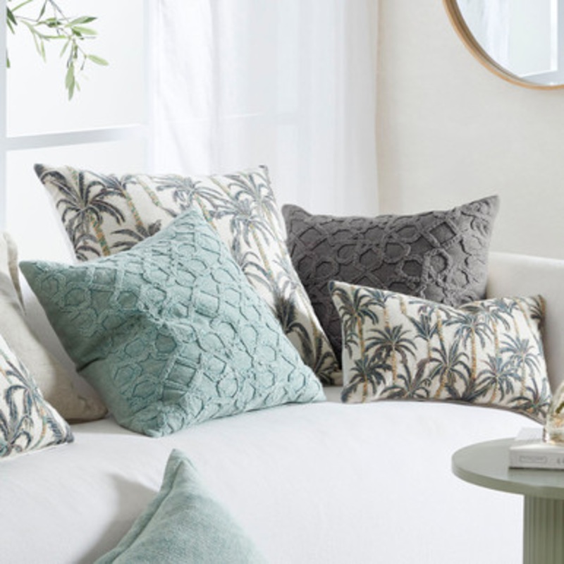 Brunswick Square Cushion [HABLBRUNS19]