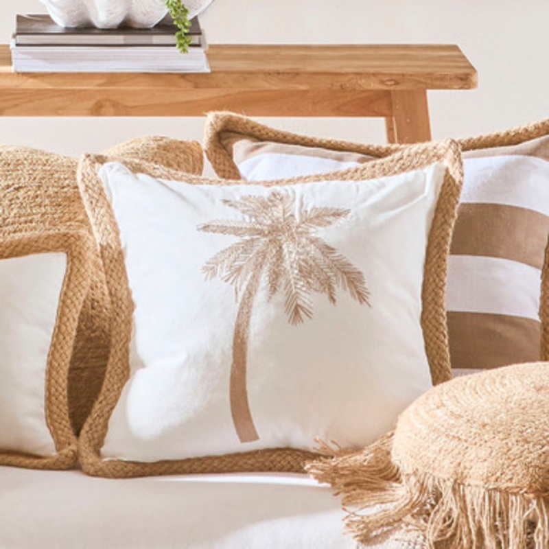 Little Cove Palm Square Cushion [HABSLCPC24_SQ50]