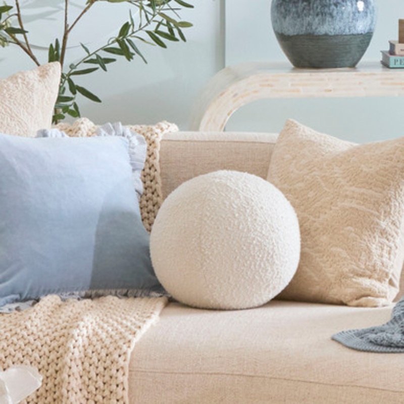 Ava Ball Boucle Cushion [MUSLAVABB22]