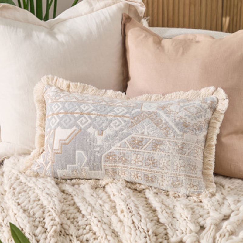 Calais Jacquard Oblong Reversible Cushion [MUSLCALAI25_OBL]