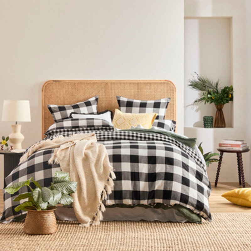 Della Black Check Quilt Cover Set [HABBDELLQC24A]